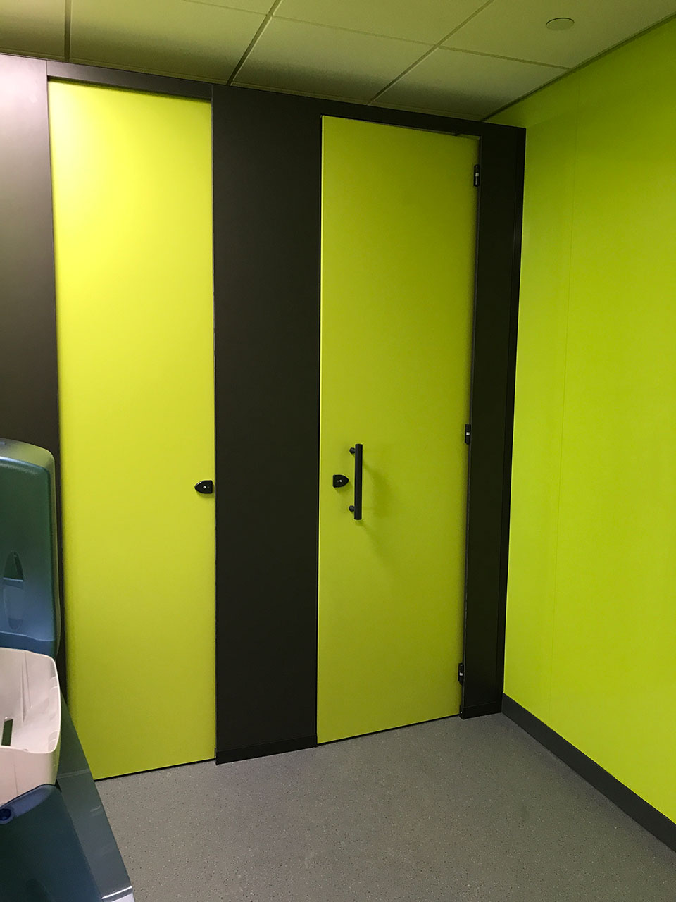 Nu-Solitude Cubicles